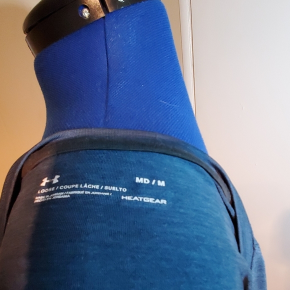 Under Armour Teal V-Neck Heat Gear Shirt - Picture 5 of 5